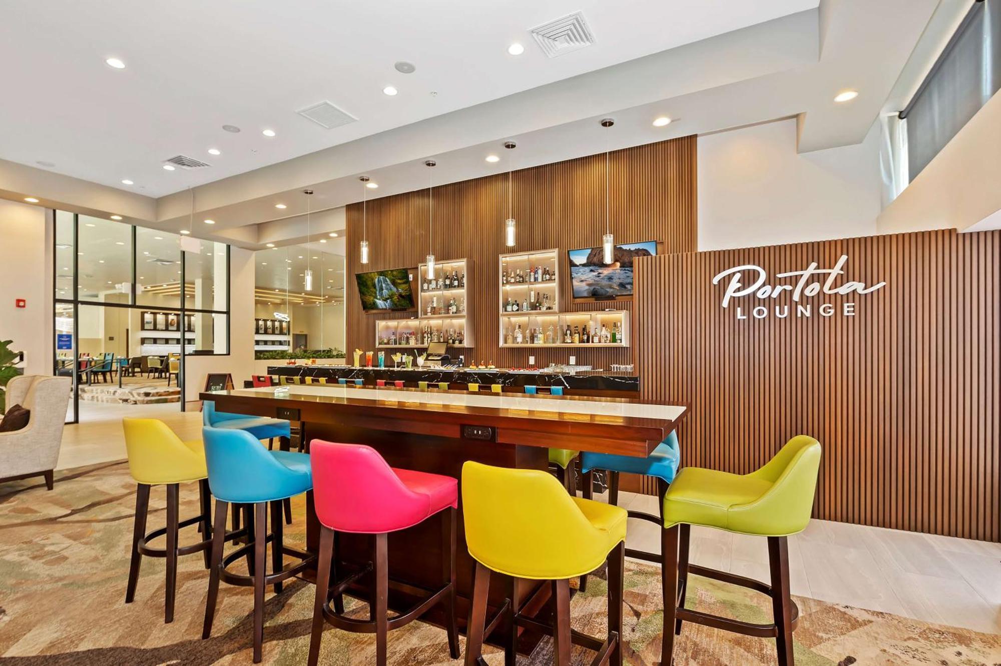 Готель Doubletree By Hilton Віттіер Екстер'єр фото