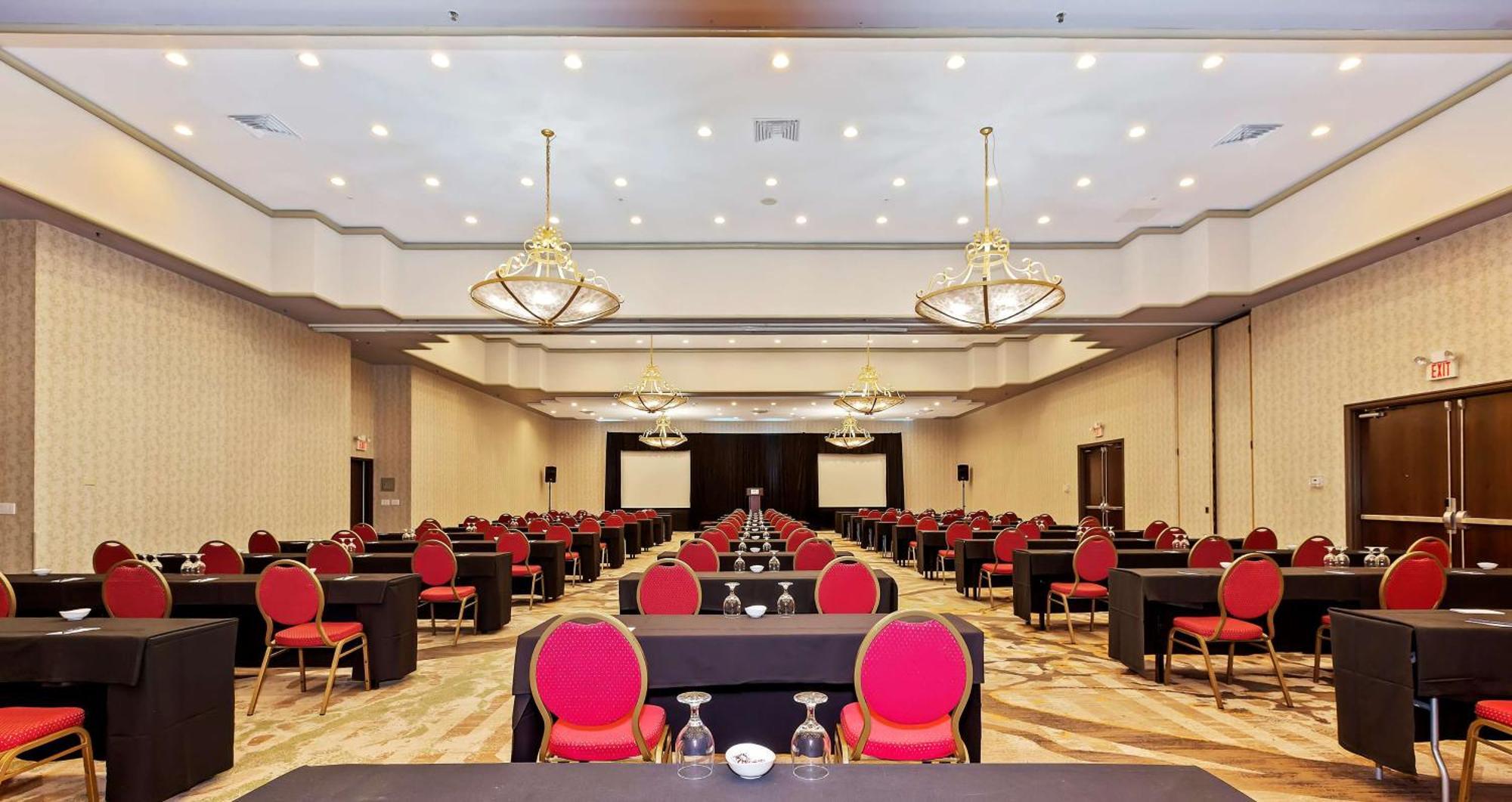 Готель Doubletree By Hilton Віттіер Екстер'єр фото